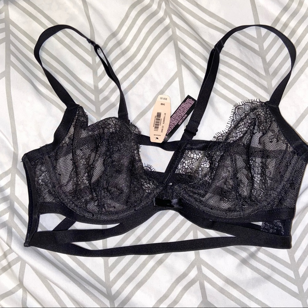 NWT 34B Black Lace Lingerie Bra